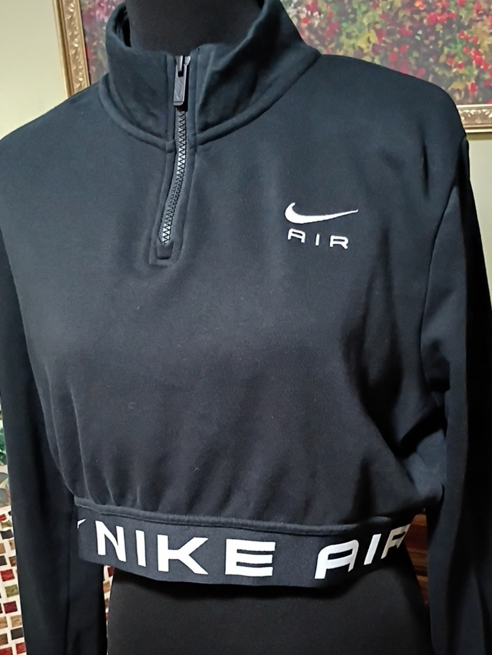 Nike Air Cropped Fleece Quarter-Zip Sweatshirt Black Large